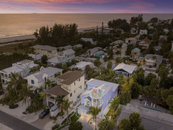 Anna Maria Island Luxury Four Bedroom Vacation Home